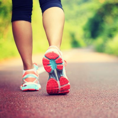 Descubre cómo caminar 20 minutos diarios puede mejorar tu salud